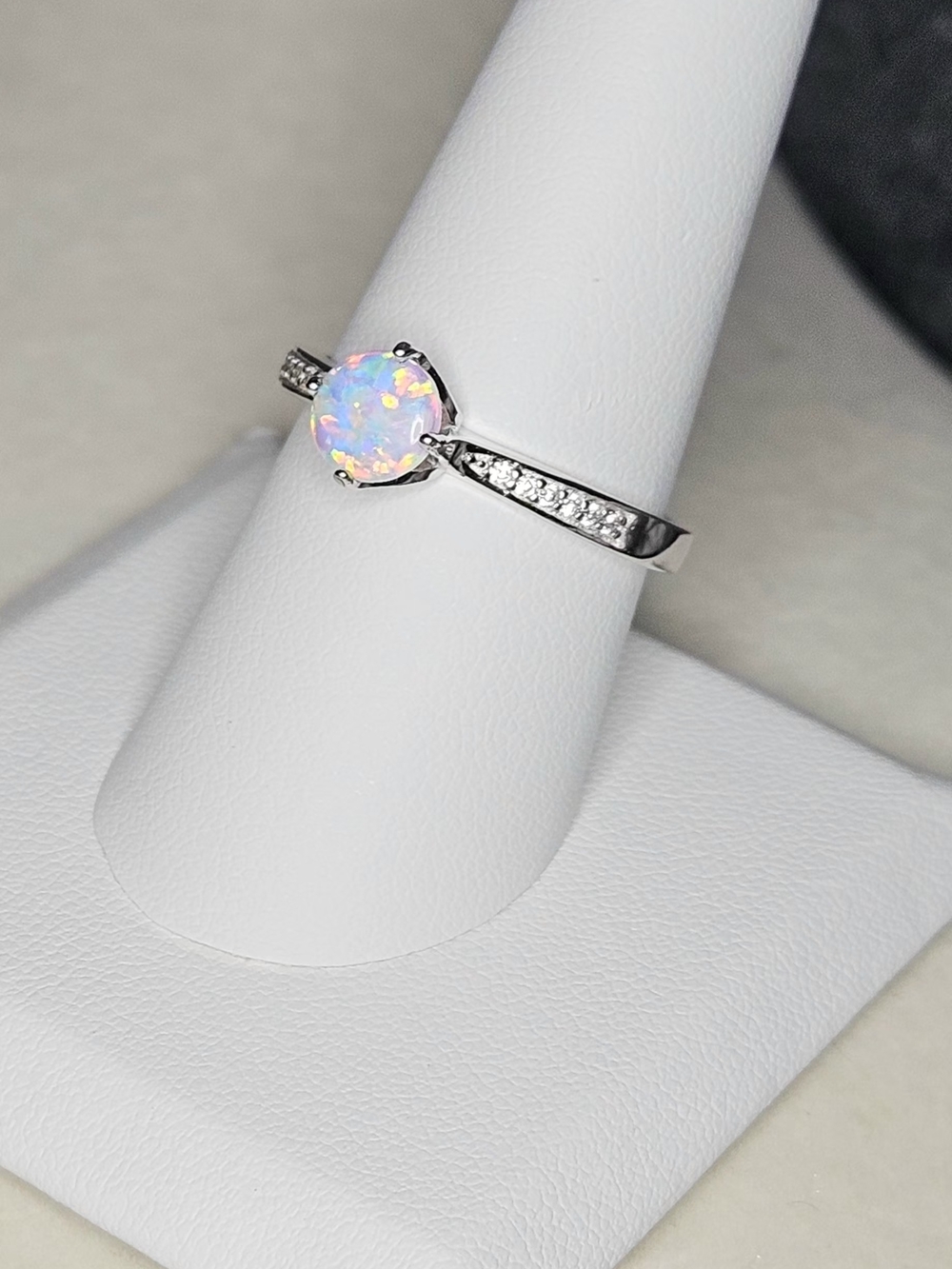 White Opal Solitaire Ring with Accent Stones In 925 Sterling Silver Size 9